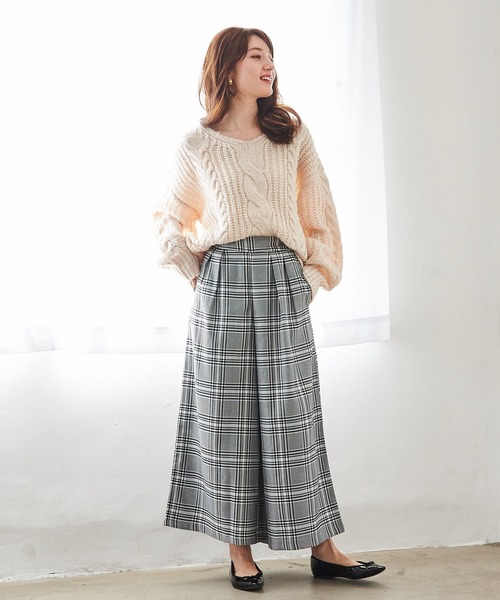 GeeRA(ジーラ)の「ケーブルVネックチュニック(ニット/セーター・レディース・モカ/ラベンダー/アイボリー・MEDIUM/LARGE/X-LARGE)」の14枚目の写真