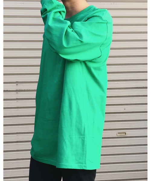 GILDAN(ギルダン)の「GILDAN(ギルダン) /ビッグ シルエット コットン100% スーパーオーバー サイズ展開豊富 ロングスリーブTシャツ ロンT 6.0オンス(Tシャツ/カットソー・メンズ・カーキ/チャコール/杢グレー/グリーン系その他/ロイヤルブルー/マルーン/ライトピンク/ケリーグリーン/オレンジ系その他/パープル/ネイビー/ダークブラウン/ホワイト/ブラック/サンドベージュ/ダークグレー/ゴールド/アイボリー/オレンジ/レッド/サックスブルー/アッシュグレー/ダークグリーン・L/M/XL/S)」の13枚目の写真