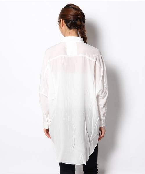 WHO'S WHO gallery（フーズフーギャラリー）の「【期間限定セール】【THE BIG SERIES 】Satin shirts（シャツ/ブラウス・レディース・チャコールグレー/カーキ/ネイビー/オフホワイト・FREE）」の7枚目の写真