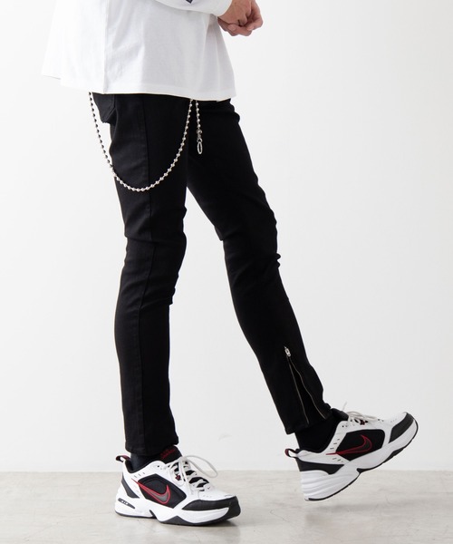 WEGO(ウィゴー)の「WEGO/チェーン付きジップストレッチスキニーデニム(デニムパンツ・メンズ・ブラック・MEDIUM/LARGE)」の1枚目の写真