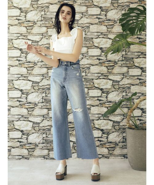 EVRIS（エヴリス）の「クロコスクエアトゥサボ（サンダル・レディース・ホワイト/ブラック・SMALL/MEDIUM/LARGE）」の10枚目の写真