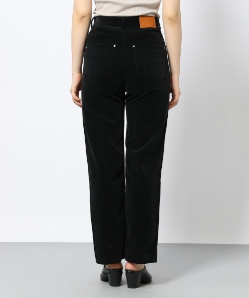PAGEBOY（ページボーイ）の「コーデュロイストレートパンツ（その他パンツ・レディース・ブラック/オフホワイト/ライラック/グレイッシュベージュ・SMALL/MEDIUM）」の14枚目の写真