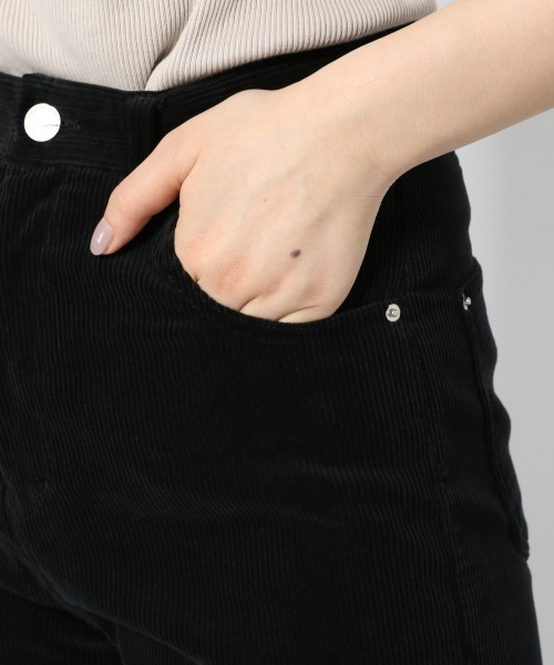 PAGEBOY（ページボーイ）の「コーデュロイストレートパンツ（その他パンツ・レディース・ブラック/オフホワイト/ライラック/グレイッシュベージュ・SMALL/MEDIUM）」の17枚目の写真