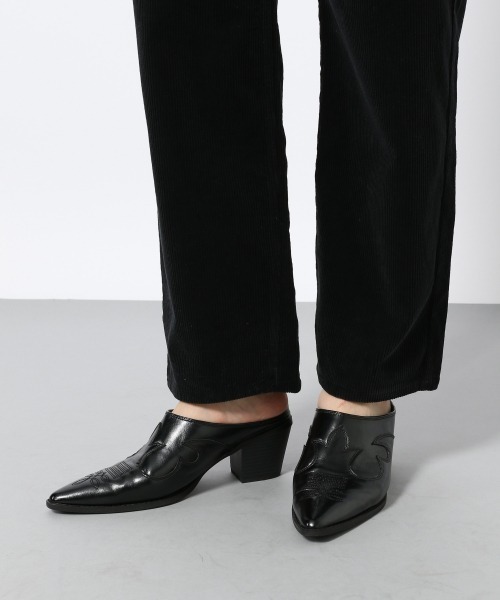 PAGEBOY（ページボーイ）の「コーデュロイストレートパンツ（その他パンツ・レディース・ブラック/オフホワイト/ライラック/グレイッシュベージュ・SMALL/MEDIUM）」の19枚目の写真