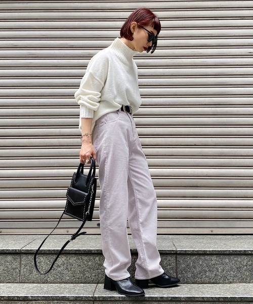 PAGEBOY（ページボーイ）の「コーデュロイストレートパンツ（その他パンツ・レディース・ブラック/オフホワイト/ライラック/グレイッシュベージュ・SMALL/MEDIUM）」の9枚目の写真
