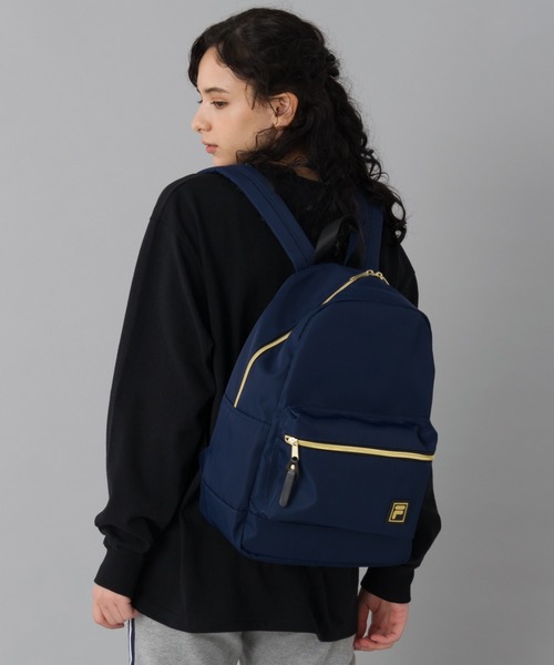 FILA（フィラ）の「【FILA/フィラ】ゴールドファスナー ワンポイント刺繍 A4収納 ナイロン バッグパック 16L（バックパック/リュック・レディース・ライトベージュ/ブラック/ネイビー・FREE）」の17枚目の写真