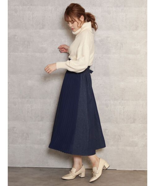 dazzlin（ダズリン）の「ラメオフタートルニットトップス（ニット/セーター・レディース・オフホワイト/グリーン/ブラウン/ベージュ・FREE）」の12枚目の写真