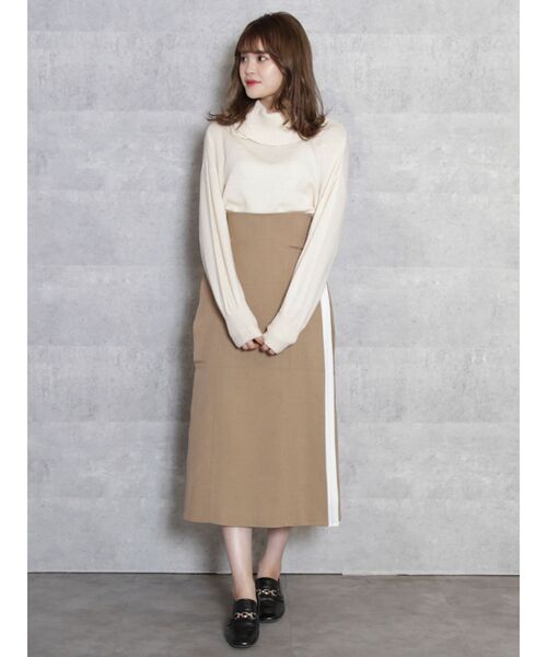 dazzlin（ダズリン）の「ラメオフタートルニットトップス（ニット/セーター・レディース・オフホワイト/グリーン/ブラウン/ベージュ・FREE）」の7枚目の写真