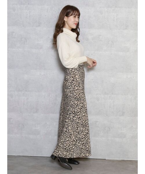 dazzlin（ダズリン）の「ラメオフタートルニットトップス（ニット/セーター・レディース・オフホワイト/グリーン/ブラウン/ベージュ・FREE）」の14枚目の写真