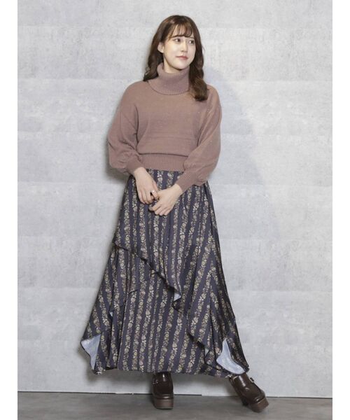 dazzlin（ダズリン）の「ラメオフタートルニットトップス（ニット/セーター・レディース・オフホワイト/グリーン/ブラウン/ベージュ・FREE）」の17枚目の写真