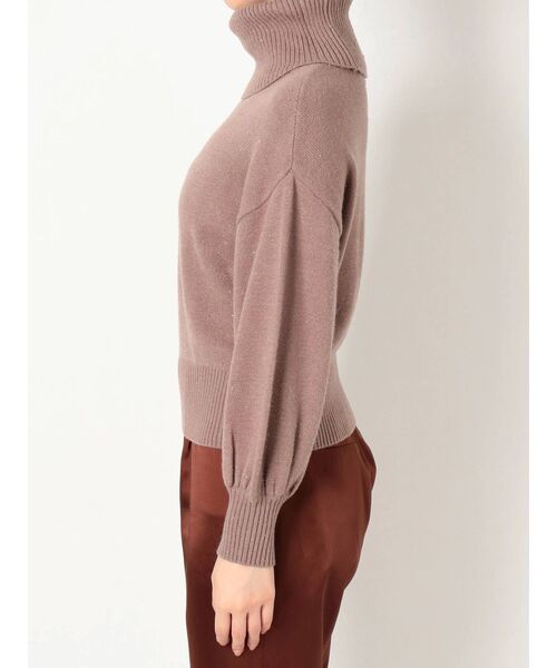 dazzlin（ダズリン）の「ラメオフタートルニットトップス（ニット/セーター・レディース・オフホワイト/グリーン/ブラウン/ベージュ・FREE）」の8枚目の写真