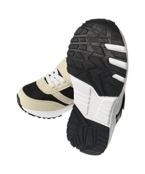 BRANSHES（ブランシェス）の「ラインスニーカー（スニーカー・キッズ・アイボリー/ブラック・15cm/16cm/17cm/18cm/14cm/19cm）」の14枚目の写真