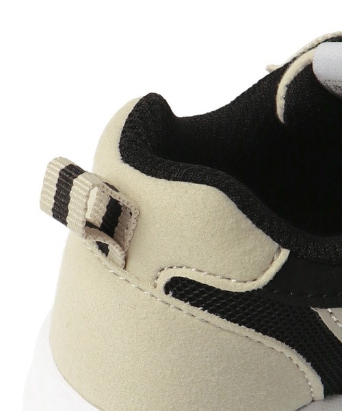 BRANSHES（ブランシェス）の「ラインスニーカー（スニーカー・キッズ・アイボリー/ブラック・15cm/16cm/17cm/18cm/14cm/19cm）」の17枚目の写真