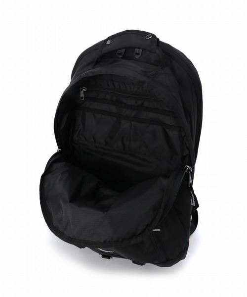 INDISPENSABLE DAYPACK SWING ECONYL（バックパック/リュック
