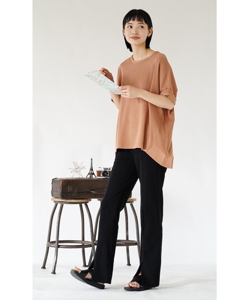 zootie（ズーティー）の「人をダメにするきちんとパンツ［スリットパンツ］（その他パンツ・レディース・ワンウォッシュ/グレイッシュベージュ/インディゴブルー/ブラック・L/M/LL/S）」の21枚目の写真