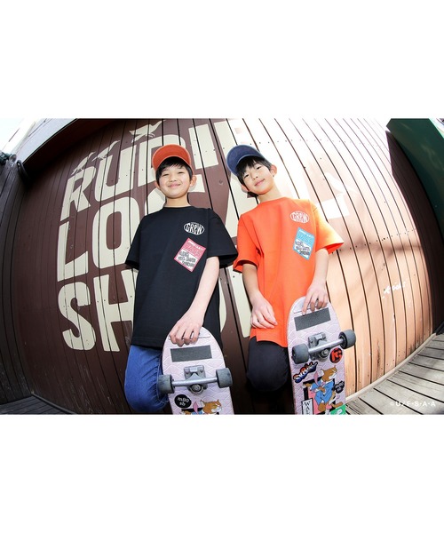 RUDIE'S(ルーディーズ)の「RUDIE'S x CRAYON SHINCHAN MICROPHONE-T / ルーディーズ × クレヨンしんちゃん マイクロフォン Tシャツ(Tシャツ/カットソー・メンズ・オレンジ/ブラック・M/L/XXL/S/XL)」の8枚目の写真