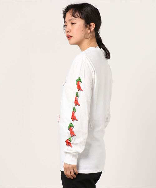 GILDAN(ギルダン)の「【T18】【GILDAN/ギルダン】FRANK'S (RED HOT) LS TEE(Tシャツ/カットソー・レディース・ホワイト・SMALL/LARGE/MEDIUM)」の2枚目の写真