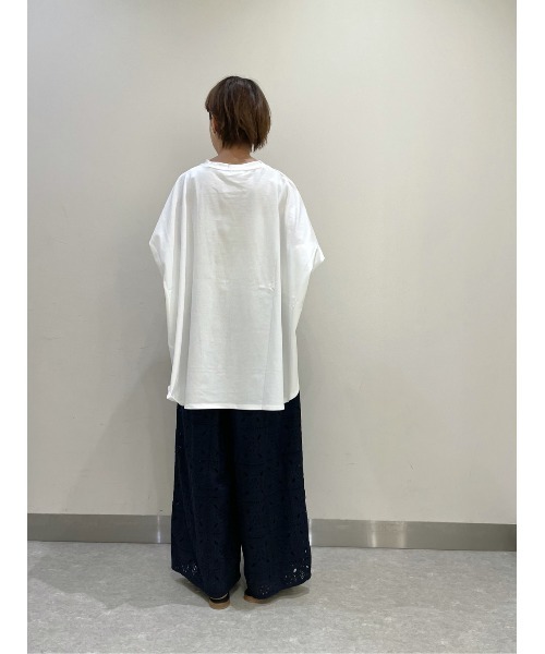 BEARDSLEY（ビアズリー）の「ワイドカットソー（Tシャツ/カットソー・レディース・ブラック/ホワイト・FREE）」の6枚目の写真