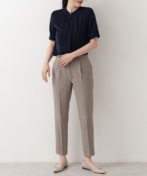 NATURAL BEAUTY BASIC（ナチュラルビューティーベーシック）の「ポリエステルツイルパンツ（その他パンツ・レディース・ネイビー/ダークベージュ/ブラック・マルチサイズ）」の10枚目の写真