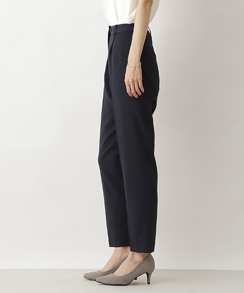 NATURAL BEAUTY BASIC（ナチュラルビューティーベーシック）の「ポリエステルツイルパンツ（その他パンツ・レディース・ネイビー/ダークベージュ/ブラック・マルチサイズ）」の20枚目の写真