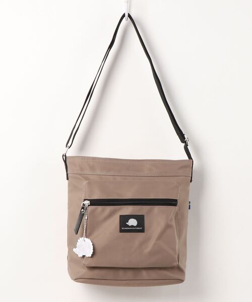 SCANDINAVIAN FOREST（スカンジナビアン・フォレスト）の「【SCANDINAVIAN FOREST/スカンジナビアン・フォレスト】スクエアショルダーバッグ　235-KESF036（ショルダーバッグ・レディース・チャコールグレー/ブラック/ピンク/ブルー系その他/ダークベージュ/ライトグリーン・FREE）」の4枚目の写真