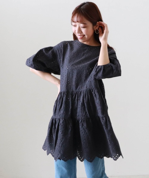 Cheek（チーク）の「コットンレースティアードチュニック（チュニック・レディース・オフホワイト/チャコールグレー/パープル・FREE）」の2枚目の写真