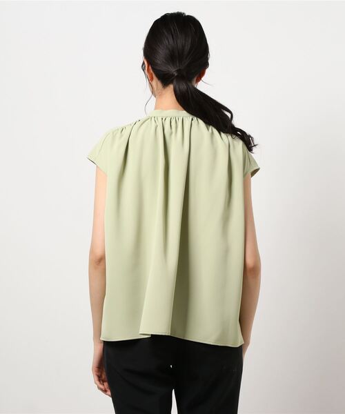 N.（N. Natural Beauty Basic）（エヌエヌナチュラルビューティーベーシック）の「前後２ＷＡＹスタンドカラーブラウス（シャツ/ブラウス・レディース・ホワイト/ネイビー/ピンク/ライトグリーン・MEDIUM）」の6枚目の写真