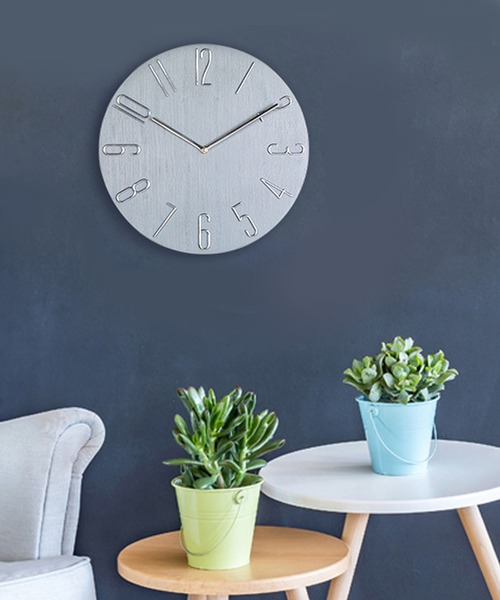 FL import collection（エフエルインポートコレクション）の「【壁掛け】軽量ウッドライククロックミニ（掛け時計・レディース・ホワイト/モカ/ブルーグレー/ブラック・FREE）」の3枚目の写真