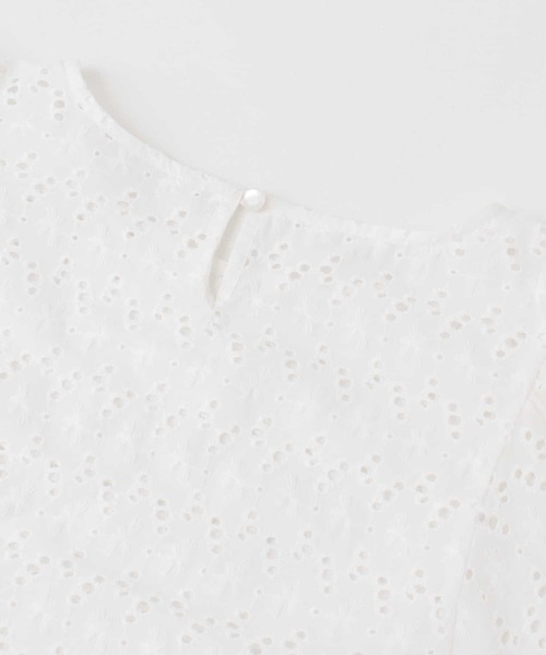 URBAN RESEARCH DOORS(アーバンリサーチドアーズ)の「カット刺繍バルーンスリーブブラウス(シャツ/ブラウス・レディース・ブラック/オフホワイト/ブルー系その他・ONE)」の8枚目の写真