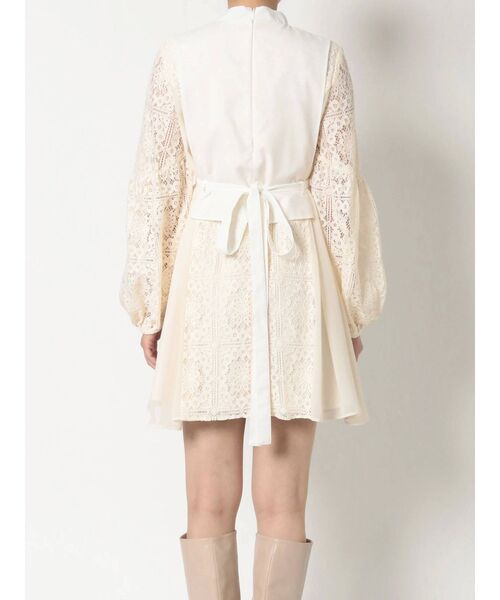 MERCURYDUO(マーキュリーデュオ)の「ボリュームスリーブレースコンビチュニック(シャツ/ブラウス・レディース・ブラウン/オフホワイト/ベージュ・FREE)」の18枚目の写真