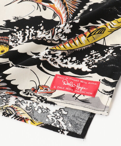 BEAMS PLUS（ビームスプラス）の「DALE HOPE × BEAMS PLUS / 別注 ハンカチーフ（ハンカチ/ハンドタオル・メンズ・ネイビー/オフホワイト・ONE SIZE）」の3枚目の写真