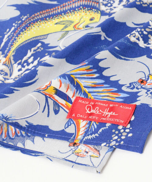 BEAMS PLUS（ビームスプラス）の「DALE HOPE × BEAMS PLUS / 別注 ハンカチーフ（ハンカチ/ハンドタオル・メンズ・ネイビー/オフホワイト・ONE SIZE）」の4枚目の写真