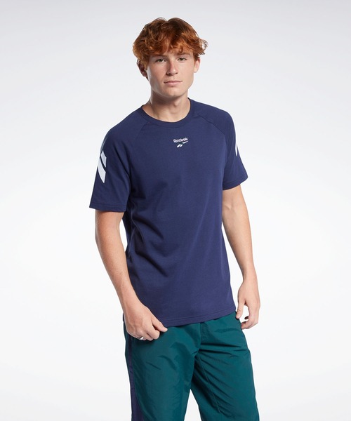 Reebok(リーボック)の「クラシックス ベクター Tシャツ / Classics Vector T-Shirt(Tシャツ/カットソー・メンズ・ホワイト/ブラック/ネイビー・SMALL/MEDIUM/LARGE/X-LARGE/XX-LARGE/X-SMALL/XXX-LARGE)」の1枚目の写真