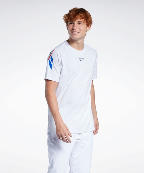Reebok(リーボック)の「クラシックス ベクター Tシャツ / Classics Vector T-Shirt(Tシャツ/カットソー・メンズ・ホワイト/ブラック/ネイビー・SMALL/MEDIUM/LARGE/X-LARGE/XX-LARGE/X-SMALL/XXX-LARGE)」の2枚目の写真