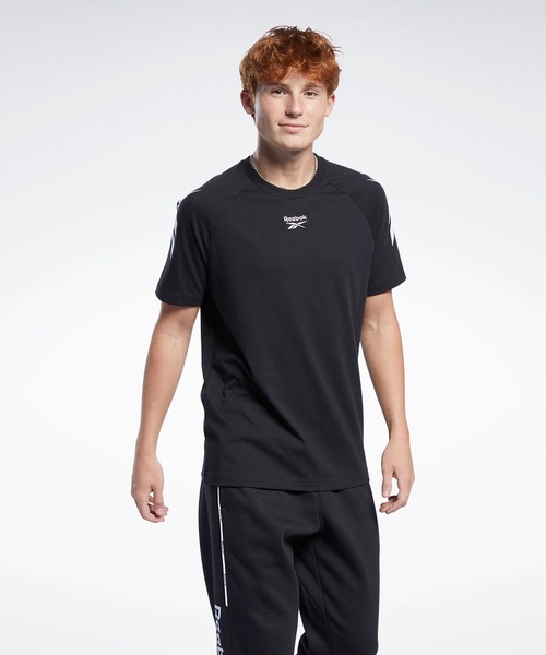 Reebok(リーボック)の「クラシックス ベクター Tシャツ / Classics Vector T-Shirt(Tシャツ/カットソー・メンズ・ホワイト/ブラック/ネイビー・SMALL/MEDIUM/LARGE/X-LARGE/XX-LARGE/X-SMALL/XXX-LARGE)」の3枚目の写真