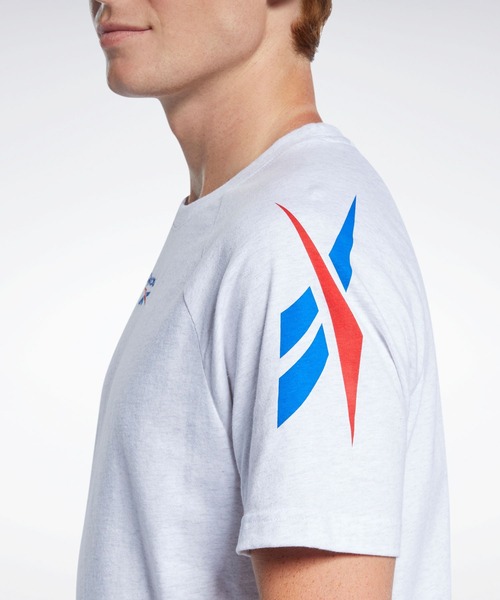 Reebok(リーボック)の「クラシックス ベクター Tシャツ / Classics Vector T-Shirt(Tシャツ/カットソー・メンズ・ホワイト/ブラック/ネイビー・SMALL/MEDIUM/LARGE/X-LARGE/XX-LARGE/X-SMALL/XXX-LARGE)」の7枚目の写真
