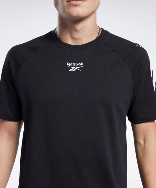 Reebok(リーボック)の「クラシックス ベクター Tシャツ / Classics Vector T-Shirt(Tシャツ/カットソー・メンズ・ホワイト/ブラック/ネイビー・SMALL/MEDIUM/LARGE/X-LARGE/XX-LARGE/X-SMALL/XXX-LARGE)」の10枚目の写真