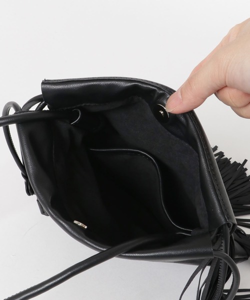 ADD CULUMN（アドカラム）の「ADD CULUMN　SILKY（ショルダーバッグ・レディース・ブラック/ピンク/アイボリー・-）」の7枚目の写真