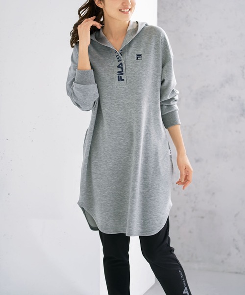 BELLUNA(ベルーナ)の「FILA スキッパ―デザインワンピース(ワンピース・レディース・パープル/ネイビー/杢グレー・MEDIUM/LARGE/X-LARGE)」の6枚目の写真
