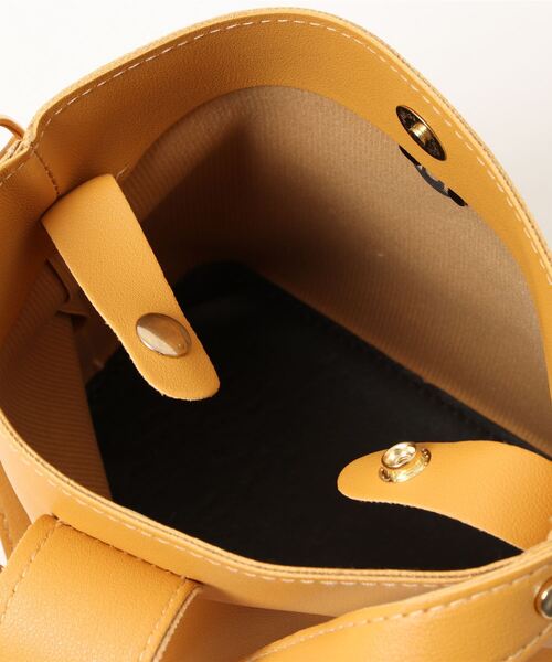 TABI PAL（タビパル）の「【TABI PAL】ニューレザー　ハンドバッグ　ショルダーバッグ（ショルダーバッグ・レディース・ホワイト/マスタード/グリーン/ブラック・FREE）」の11枚目の写真