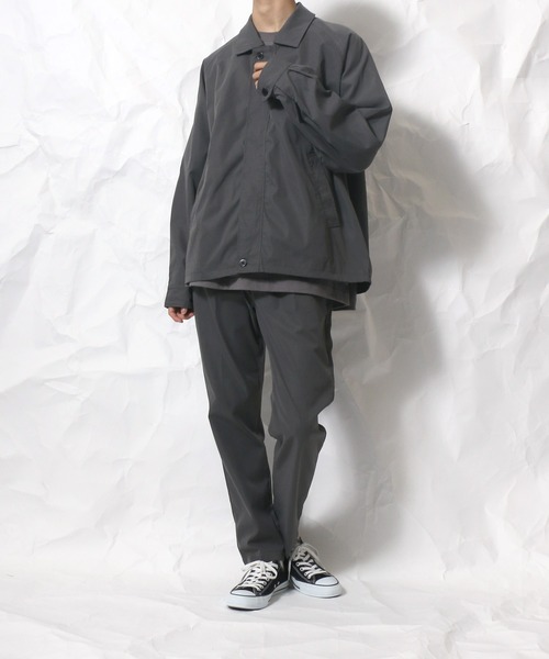 ANPAS（アンパス）の「ANPAS Fly Fronto Blouson SET-UP/ANPAS 別注 比翼仕立てブルゾン＆タックワイドテーパードパンツ セットアップ（セットアップ・メンズ・チャコールグレー/ブラック/ネイビー/グレイッシュベージュ・M/L）」の6枚目の写真