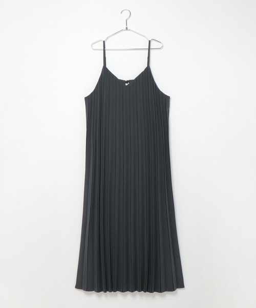 ikka(イッカ)の「√M ルートエム プリーツワンピース(ワンピース・レディース・モカ/チャコールグレー・M/L)」の12枚目の写真