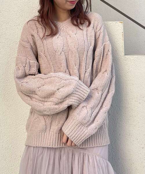 MAJESTIC LEGON(マジェスティックレゴン)の「マシュマロモールVネックニット(ニット/セーター・レディース・ブラック/グレー/アイボリー/ピンクベージュ・MEDIUM)」の20枚目の写真