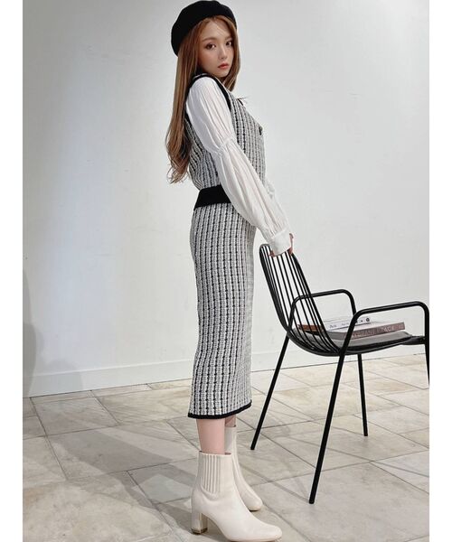 RESEXXY（リゼクシー）の「ツイードニットタイトスカート【セットアップ着用可能】（スカート・レディース・ブラック/ブルー/ブラウン・FREE）」の13枚目の写真