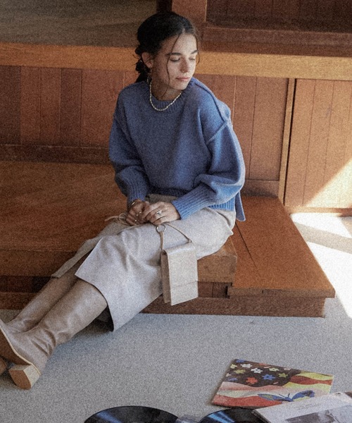 Cheek（チーク）の「ドロップショルダークルーニット（ニット/セーター・レディース・イエロー/ブルー/チャコールグレー/グレイッシュベージュ・MEDIUM）」の16枚目の写真