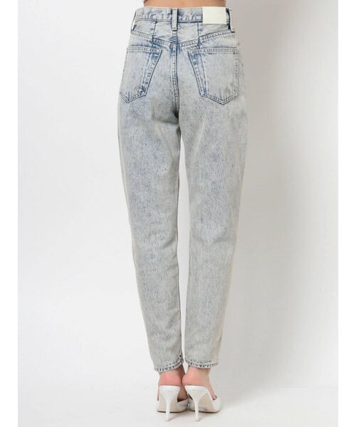 GYDA（ジェイダ）の「【セットアップ着用可】ハイウエスト タックデザインペグトップデニムパンツ（デニムパンツ・レディース・ライトブルー/ブルー/アイボリー・SMALL/MEDIUM）」の18枚目の写真