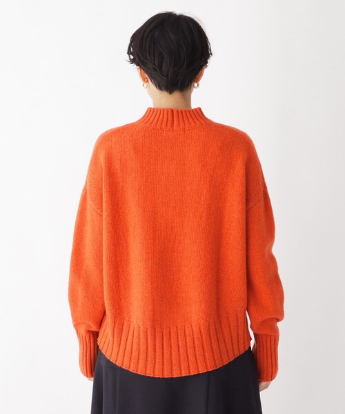 AG by aquagirl（エージーバイアクアガール）の「◆ラムウールナイロンハイネックニット【WEB限定カラー・サイズ】（ニット/セーター・レディース・オフホワイト/ダークグレー/ダークオレンジ/黄緑系8・40/38/36）」の7枚目の写真