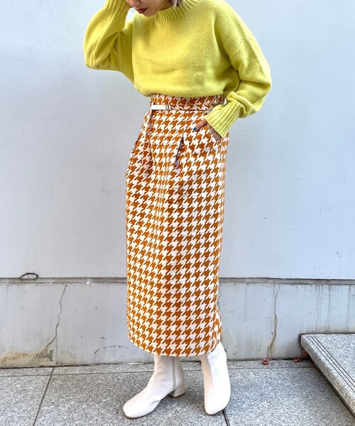 AG by aquagirl（エージーバイアクアガール）の「◆ラムウールナイロンハイネックニット【WEB限定カラー・サイズ】（ニット/セーター・レディース・オフホワイト/ダークグレー/ダークオレンジ/黄緑系8・40/38/36）」の18枚目の写真