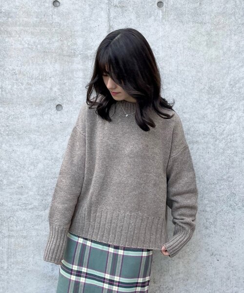 AG by aquagirl（エージーバイアクアガール）の「◆ラムウールナイロンハイネックニット【WEB限定カラー・サイズ】（ニット/セーター・レディース・オフホワイト/ダークグレー/ダークオレンジ/黄緑系8・40/38/36）」の21枚目の写真
