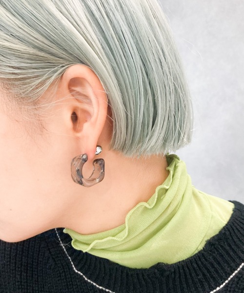 yu-ka（ユーカ）の「YU-KA : クリアデザインピアス（ピアス（両耳用）・レディース・シルバー/ブルー/クリア・FREE）」の5枚目の写真